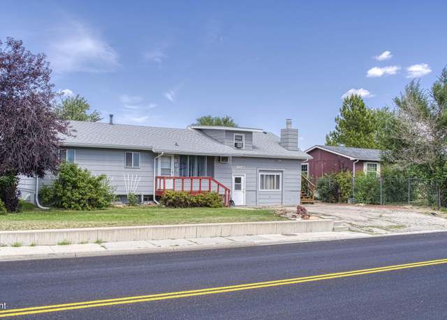 Property at 907 E 4th St, Gillette, WY 82716, 10 beds, 6 baths