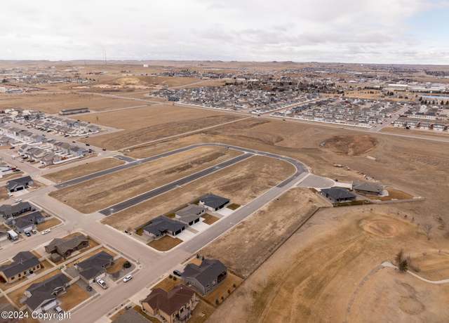 Property at 76 St Andrews Ln, Gillette, WY 82718