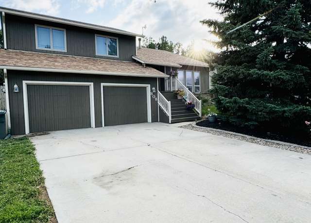 Property at 808 Overdale Dr, Gillette, WY 82718, 4 beds, 3 baths