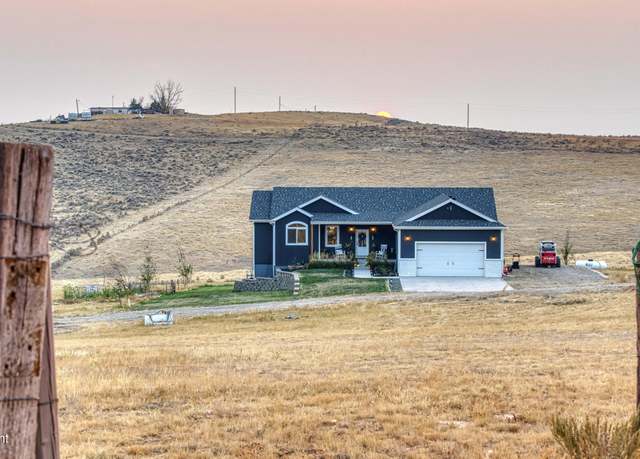 Property at 187 N Sage Hill Rd N, Gillette, WY 82716, 6 beds, 3 baths