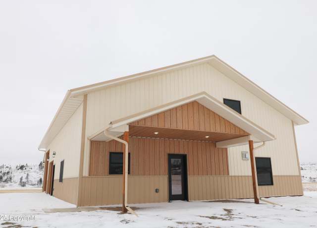 Property at 23 High Brow Rd, Moorcroft, WY 82721, 3 beds, 2 baths