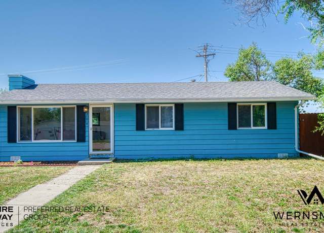 Property at 304 E Laramie St, Gillette, WY 82716, 3 beds, 1 bath