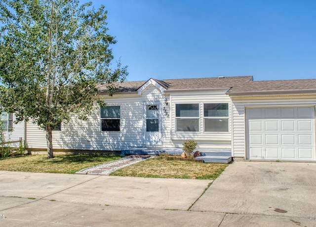 Property at 3322 Georgia Cir, Gillette, WY 82718, 3 beds, 3 baths