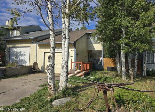 Property at 116 Westhills Loop, Gillette, WY 82718, 3 beds, 2.5 baths