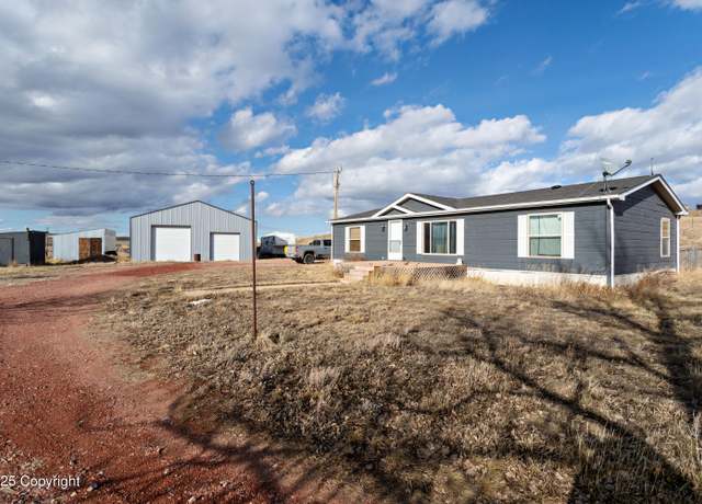 Property at 50 Freedom Rd, Gillette, WY 82716, 3 beds, 2 baths