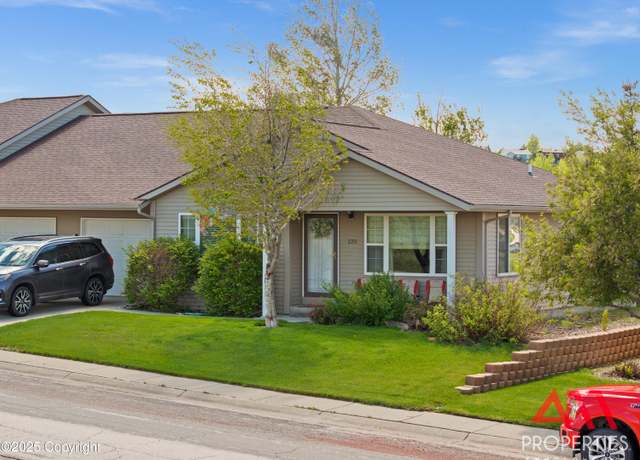 Property at 120 Oregon Ave, Gillette, WY 82718, 2 beds, 2 baths