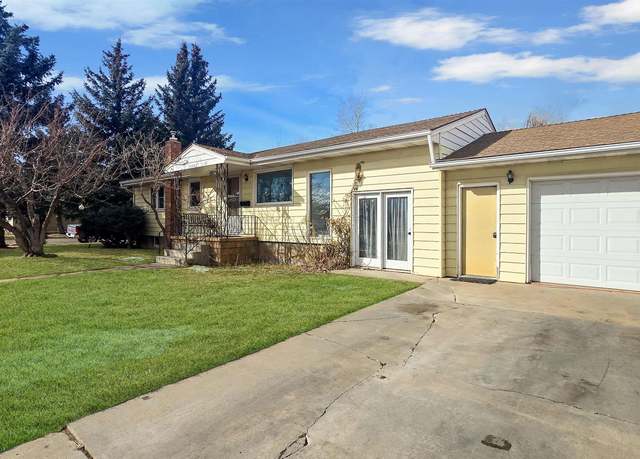 Property at 1660 N 9th St, Laramie, WY 82072, 5 beds, 2 baths