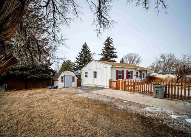 Property at 1404 S 13th St, Laramie, WY 82070, 3 beds, 1 bath