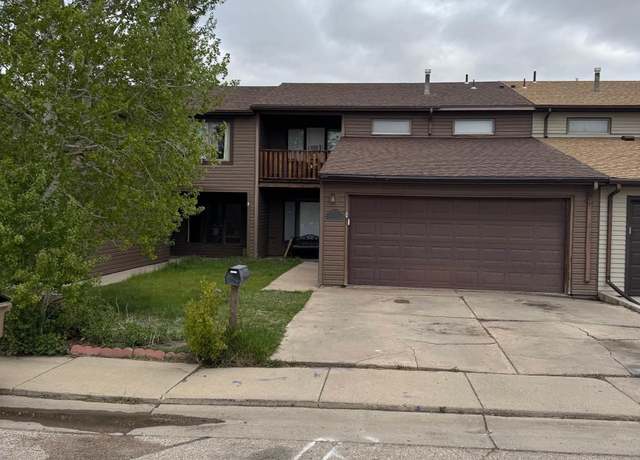 Property at 1717 Boswell Dr, Laramie, WY 82070, 3 beds, 2.5 baths