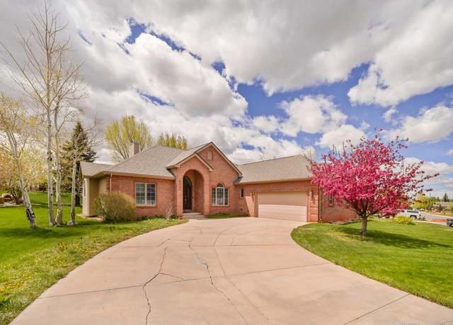 Property at 2332 Binford St, Laramie, WY 82072, 6 beds, 3.5 baths