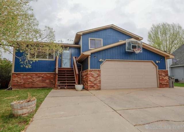 Property at 2103 Carrington Ct, Laramie, WY 82072, 3 beds, 2.5 baths