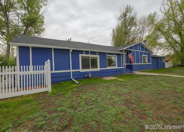 Property at 468 W Park Ave, Laramie, WY 82072, 3 beds, 1 bath