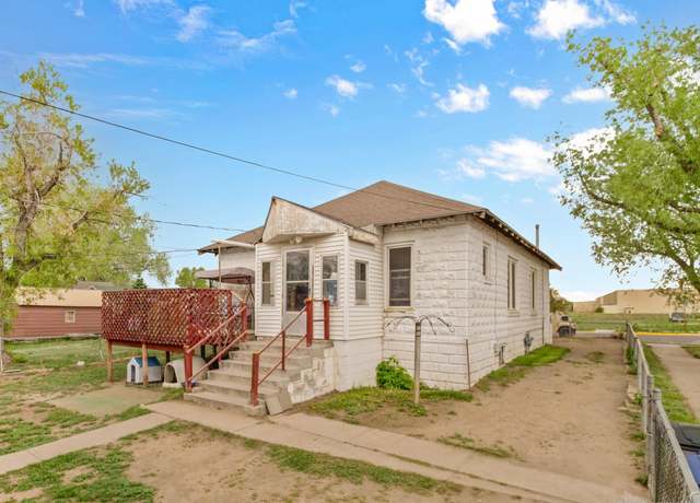 Property at 469 N Cedar St, Laramie, WY 82072, 4 beds, 1 bath