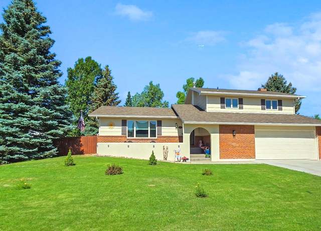 Property at 1058 Inca Dr, Laramie, WY 82072, 4 beds, 3 baths