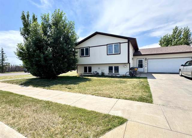 Property at 2420 Sunrise Ct, Laramie, WY 82070, 3 beds, 3 baths