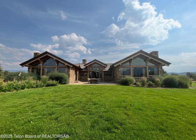 Property at 125 Huckleberry Dr, Jackson, WY 83001, 5 beds, 6.5 baths