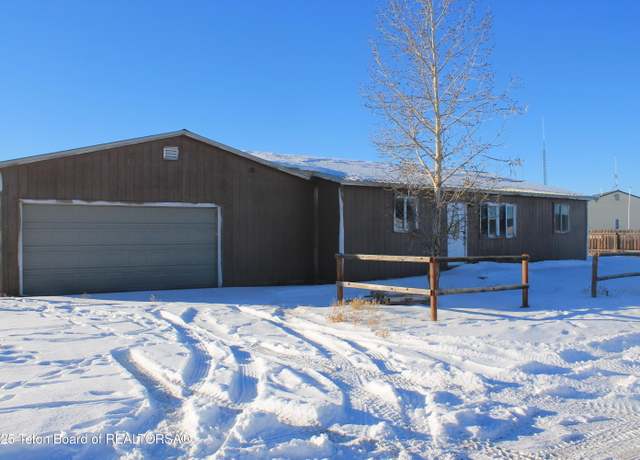 Property at 18 Meadow Dr, Marbleton, WY 83113, 4 beds, 3 baths