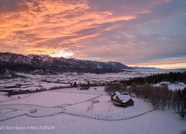 Property at 803 Black Ln, Alpine, WY 83128, 6 beds, 6 baths