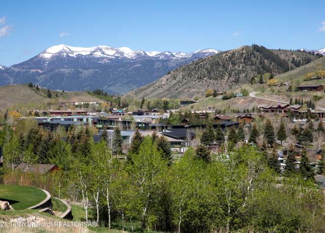 Property at 701 Rodeo Dr, Jackson, WY 83001