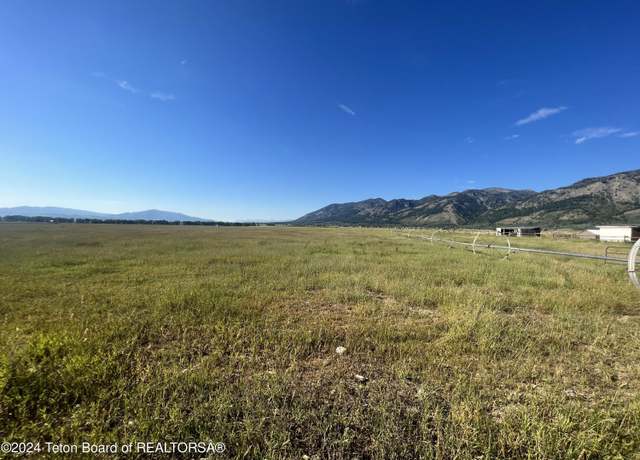 Property at 271 Lincoln Ln, Thayne, WY 83127