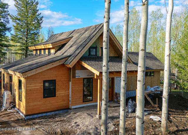 Property at 40 Green Canyon Dr, Star Valley Ranch, WY 83127, 2 beds, 1 bath