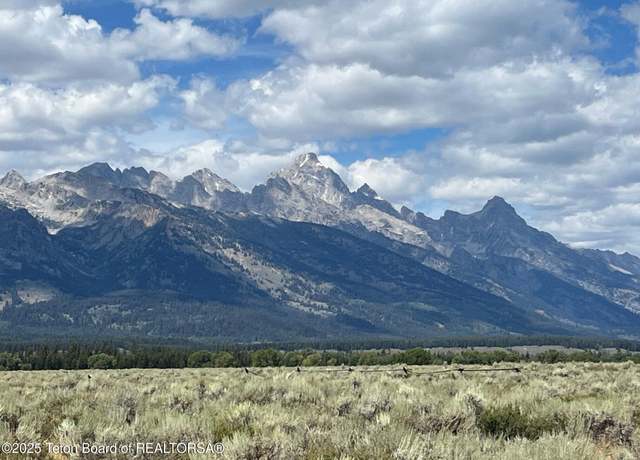 Property at 8710 N Centennial Dr, Jackson, WY 83001