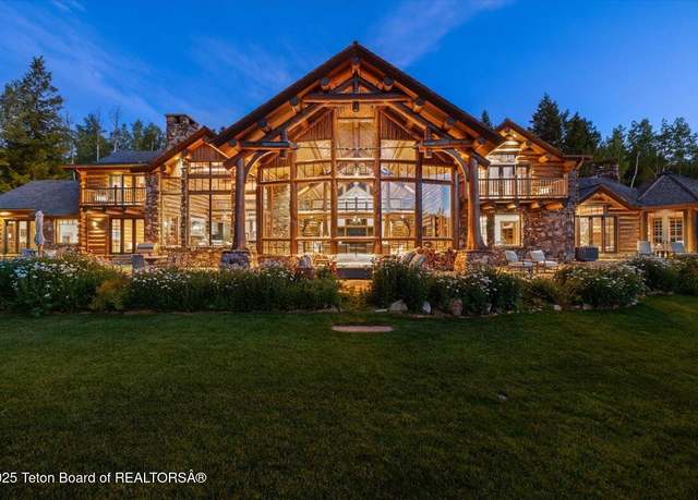Property at 520 S Indian Dr, Jackson, WY 83001, 5 beds, 6.5 baths