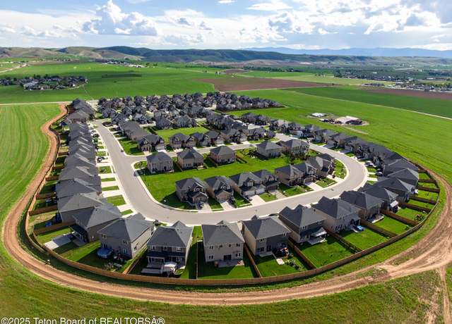 Property at 46 City Dr, Evanston, WY 82930