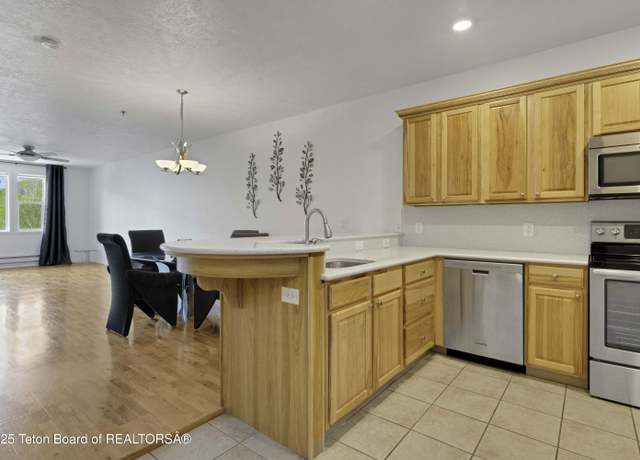 Property at 1325 S Highway 89, Jackson, WY 83001, 1 bed, 1 bath