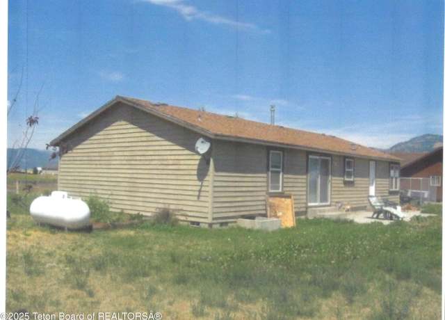 Property at 209 W Mill Cir, Alpine, WY 83128, 3 beds, 2 baths