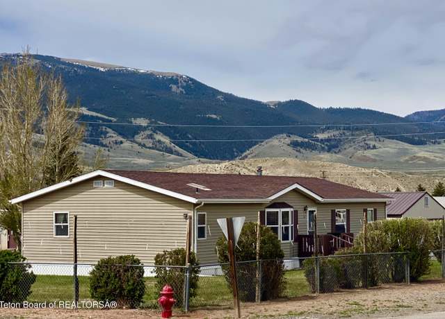 Property at 307 Hays St, Dubois, WY 82513, 3 beds, 2 baths