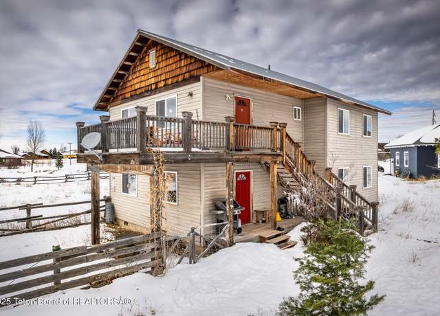 Property at 200 Aspen Rd, Driggs, ID 83422, 5 beds, 4 baths
