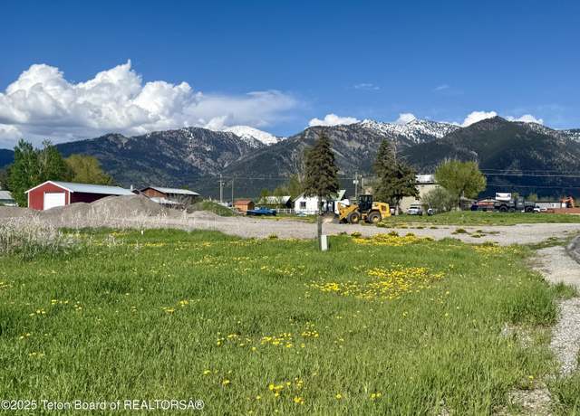 Property at 2.04 AC Clearview Dr, Etna, WY 83118