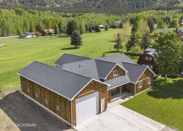 Property at 405 Vista Dr, Star Valley Ranch, WY 83127, 5 beds, 3.5 baths