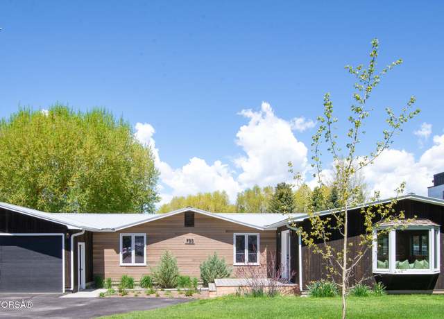 Property at 755 Cache Dr, Jackson, WY 83001, 4 beds, 3 baths