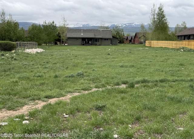 Property at 8265 Cutthroat Ln, Victor, ID 83455