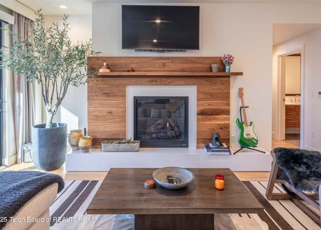 Property at 680 S Cache St #203, Jackson, WY 83001, 2 beds, 2.5 baths