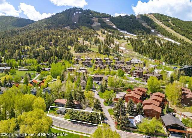 Property at 500 E Kelly Ave, Jackson, WY 83001, 3 beds, 2 baths