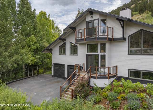 Property at 2122 Hidden Ln, Jackson, WY 83001, 4 beds, 3 baths