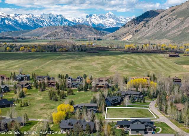 Property at 4215 S Kestrel Ln, Jackson, WY 83001
