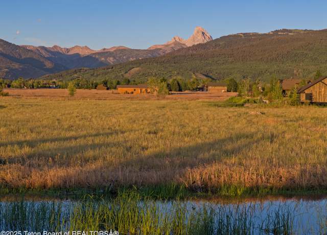 Property at 1422 Whitetail Dr, Driggs, ID 83422