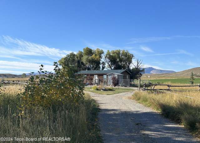 Property at 8945 US Hwy 26, Crowheart, WY 82512, 2 beds, 2 baths