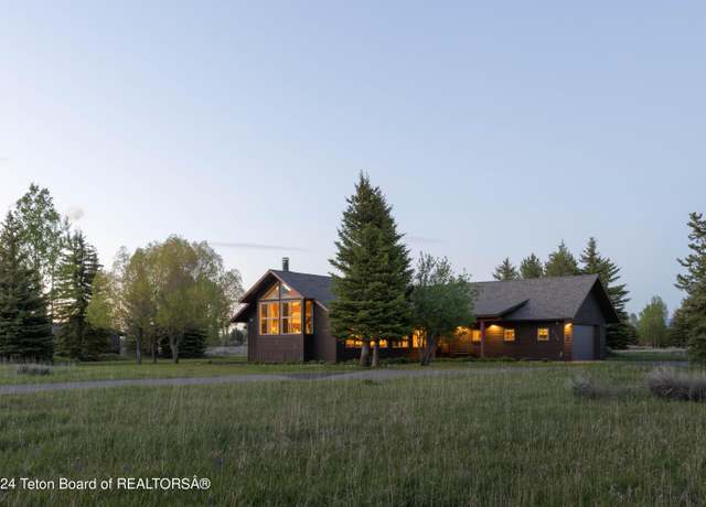 Property at 6790 N Timothy Rd, Jackson, WY 83001, 3 beds, 2.5 baths
