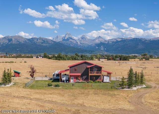 Property at 1516 Fischer Ln, Tetonia, ID 83452, 2 beds, 2 baths