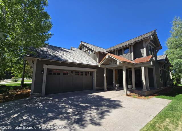 Property at 46 Scott Dr, Victor, ID 83455, 4 beds, 3.5 baths
