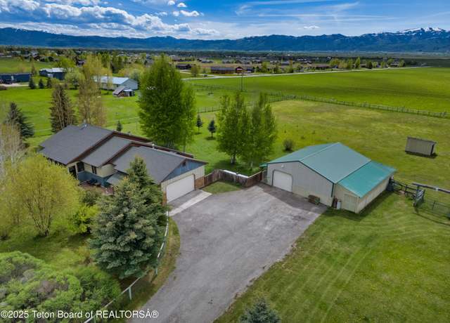 Property at 4422 Sweet Home Dr, Victor, ID 83455, 3 beds, 2.5 baths