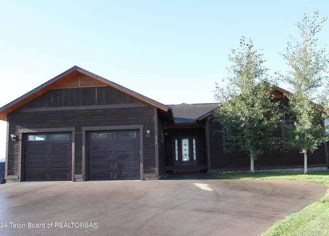 Property at 626 Snake River St, Alpine, WY 83128, 3 beds, 2.5 baths