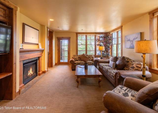 Property at 548 Snow King Loop #04820, Jackson, WY 83001, 3 beds, 3.5 baths