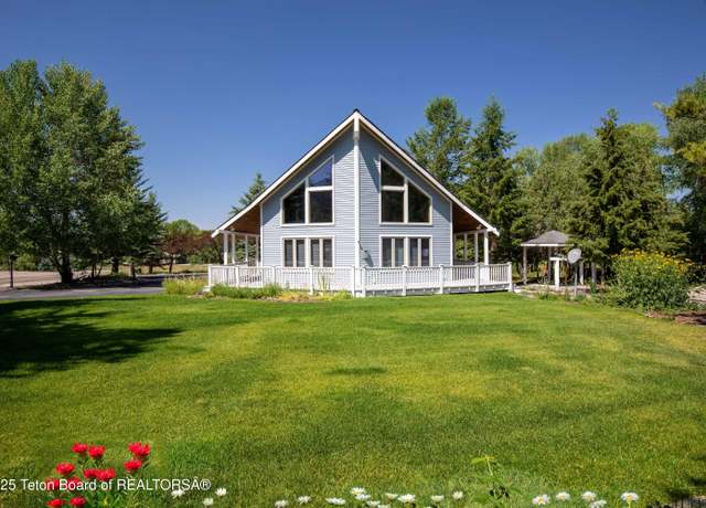 Property at 388 Middle Dr, Star Valley Ranch, WY 83127, 4 beds, 3 baths