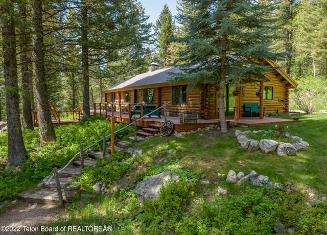 Property at 5725 N Fish Rd, Wilson, WY 83014, 3 beds, 2 baths